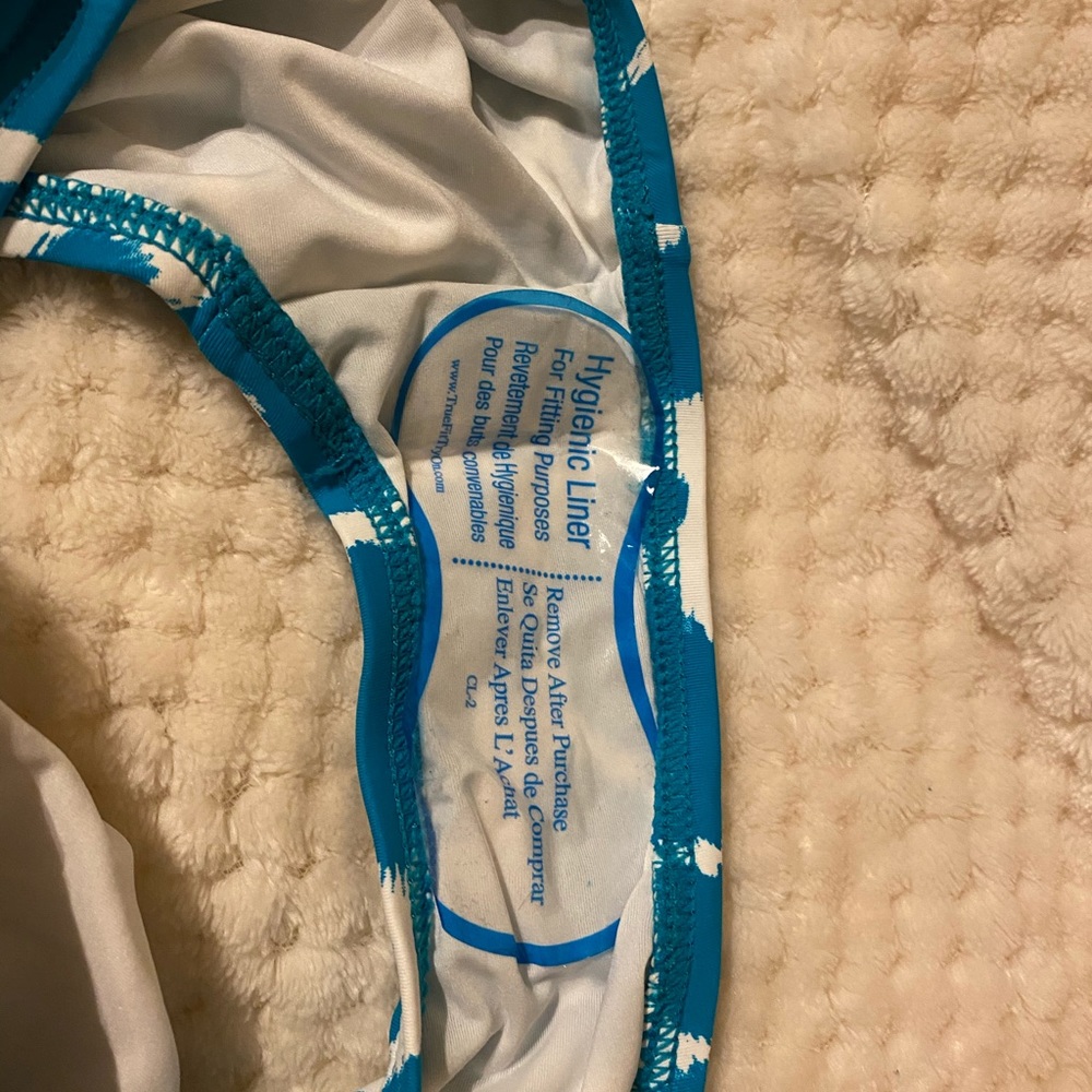 MIchael Kors NWT printed 🩱 bathing suit! Size 14. - Picture 6 of 6